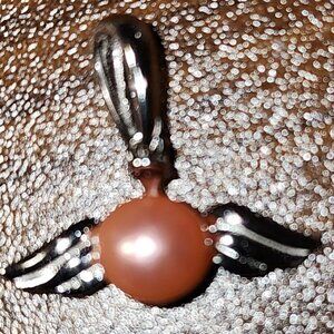 Flying Pearl Pendant